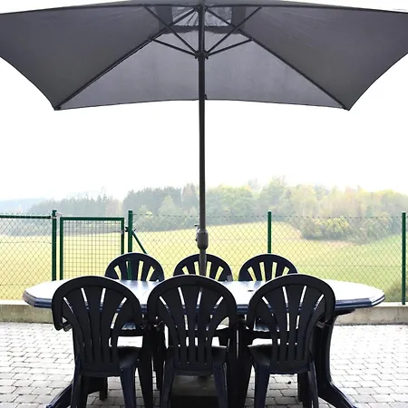Hébergement de vacances In Couvin With Terrace *