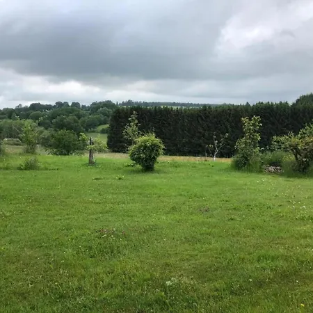 Hébergement de vacances In Couvin With Terrace