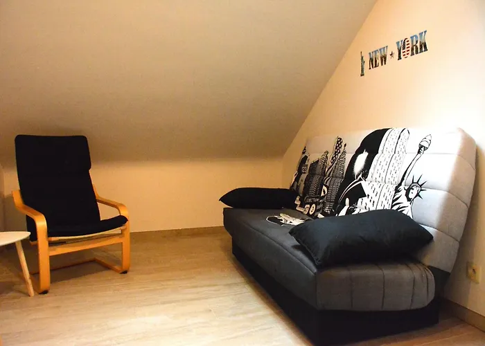 In Couvin With Terrace Prázdninový dům Aublain