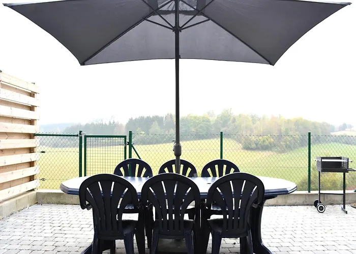 Prázdninový dům In Couvin With Terrace *